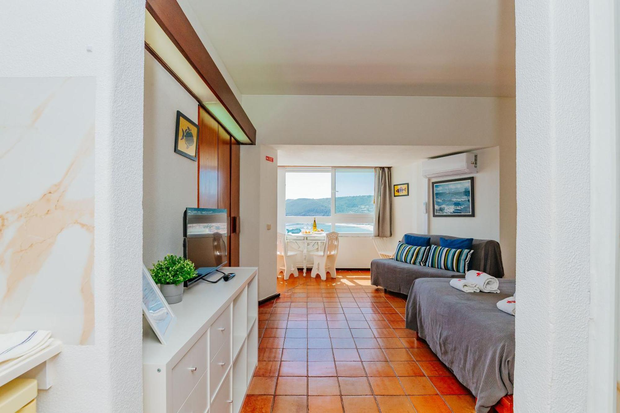 Rent4Rest - Sesimbra Ocean View Studio Exterior photo